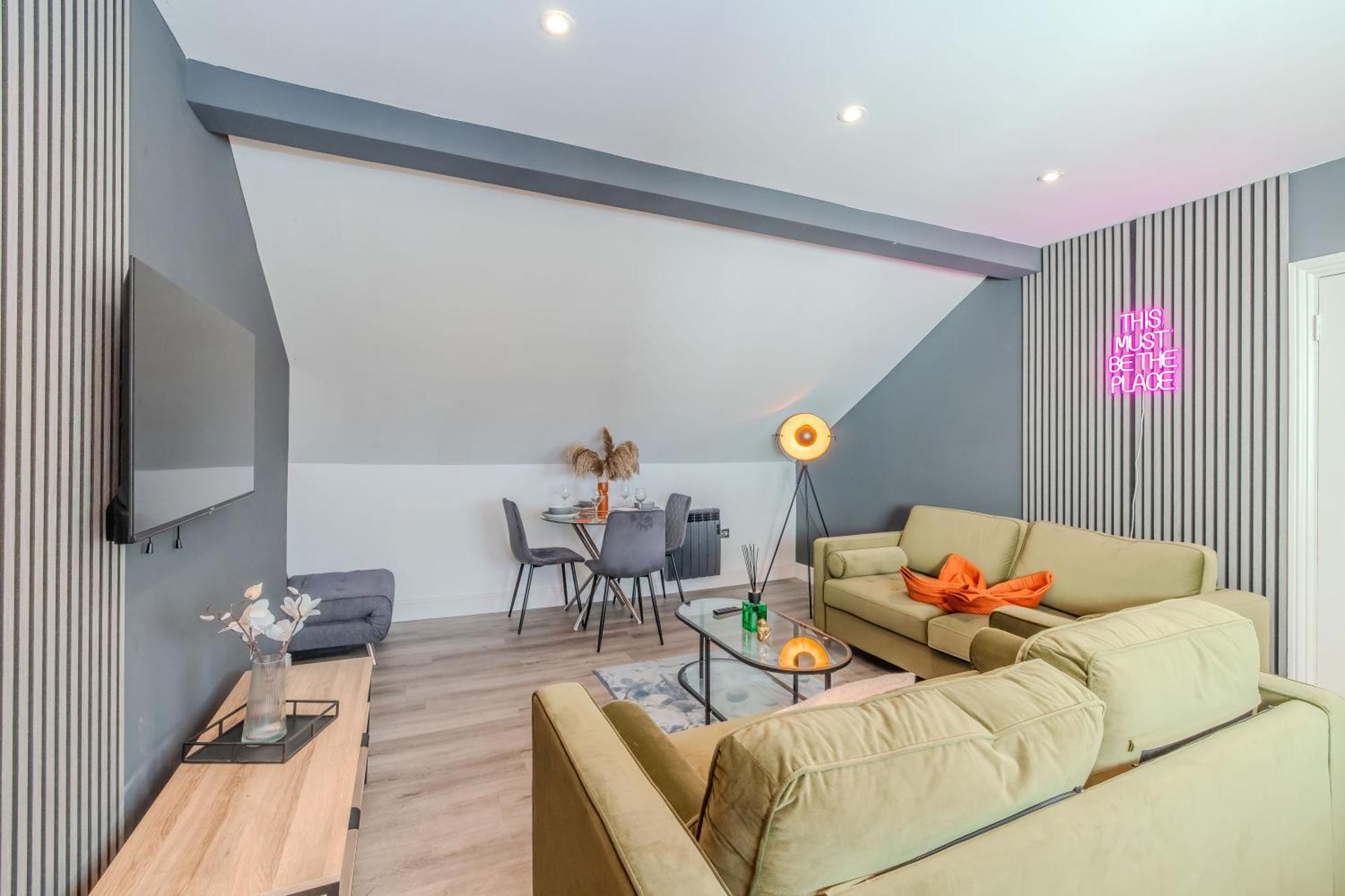 Luxe City Living L 2-Bedroom Flat With Free Parking Hove Esterno foto