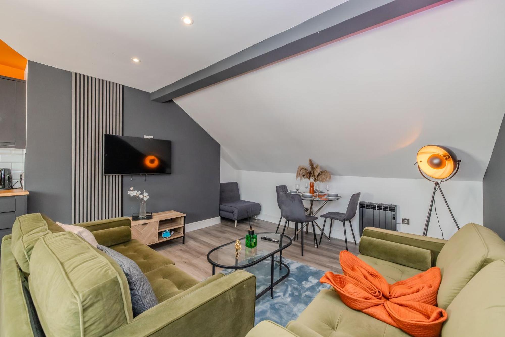 Luxe City Living L 2-Bedroom Flat With Free Parking Hove Esterno foto