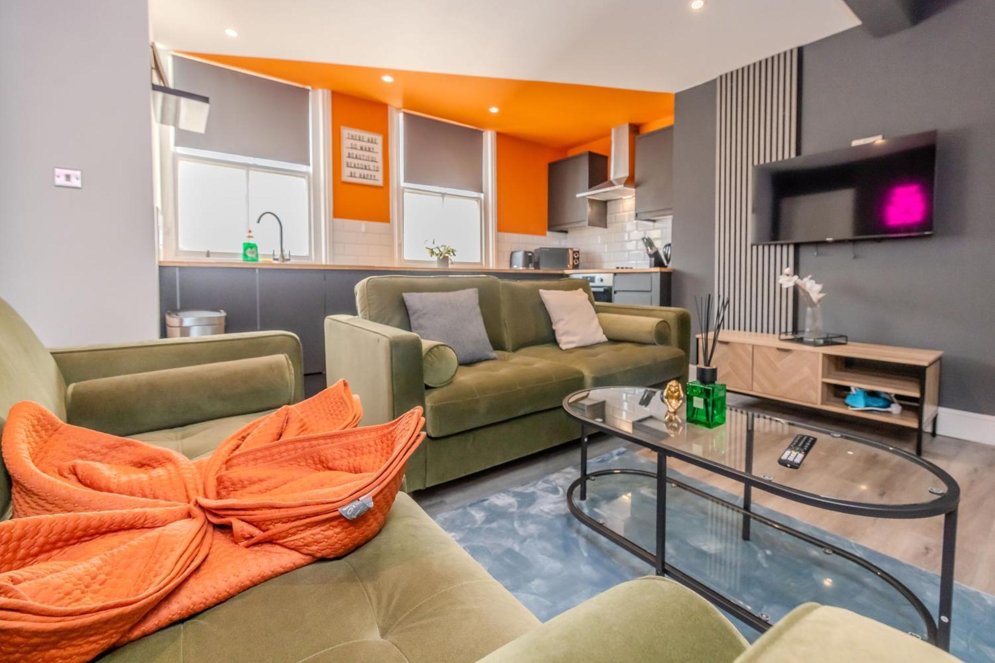Luxe City Living L 2-Bedroom Flat With Free Parking Hove Esterno foto