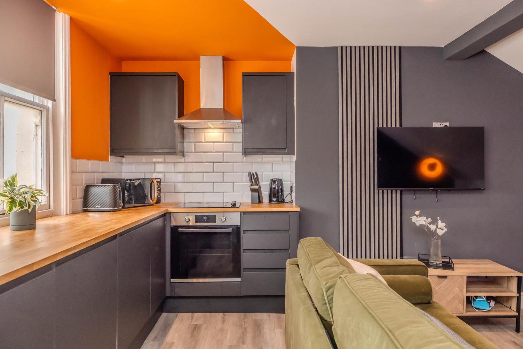 Luxe City Living L 2-Bedroom Flat With Free Parking Hove Esterno foto